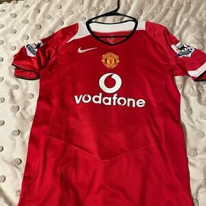 Manchester United 04/05 Retro Jersey